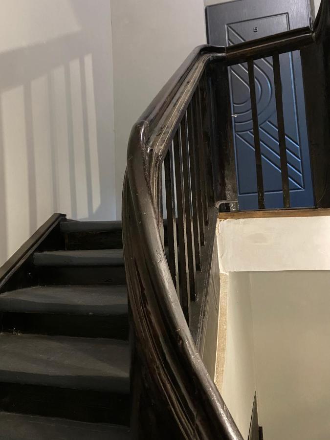Апартаменти Королівські На Вулиці Лесі Українки 19 利沃夫 外观 照片